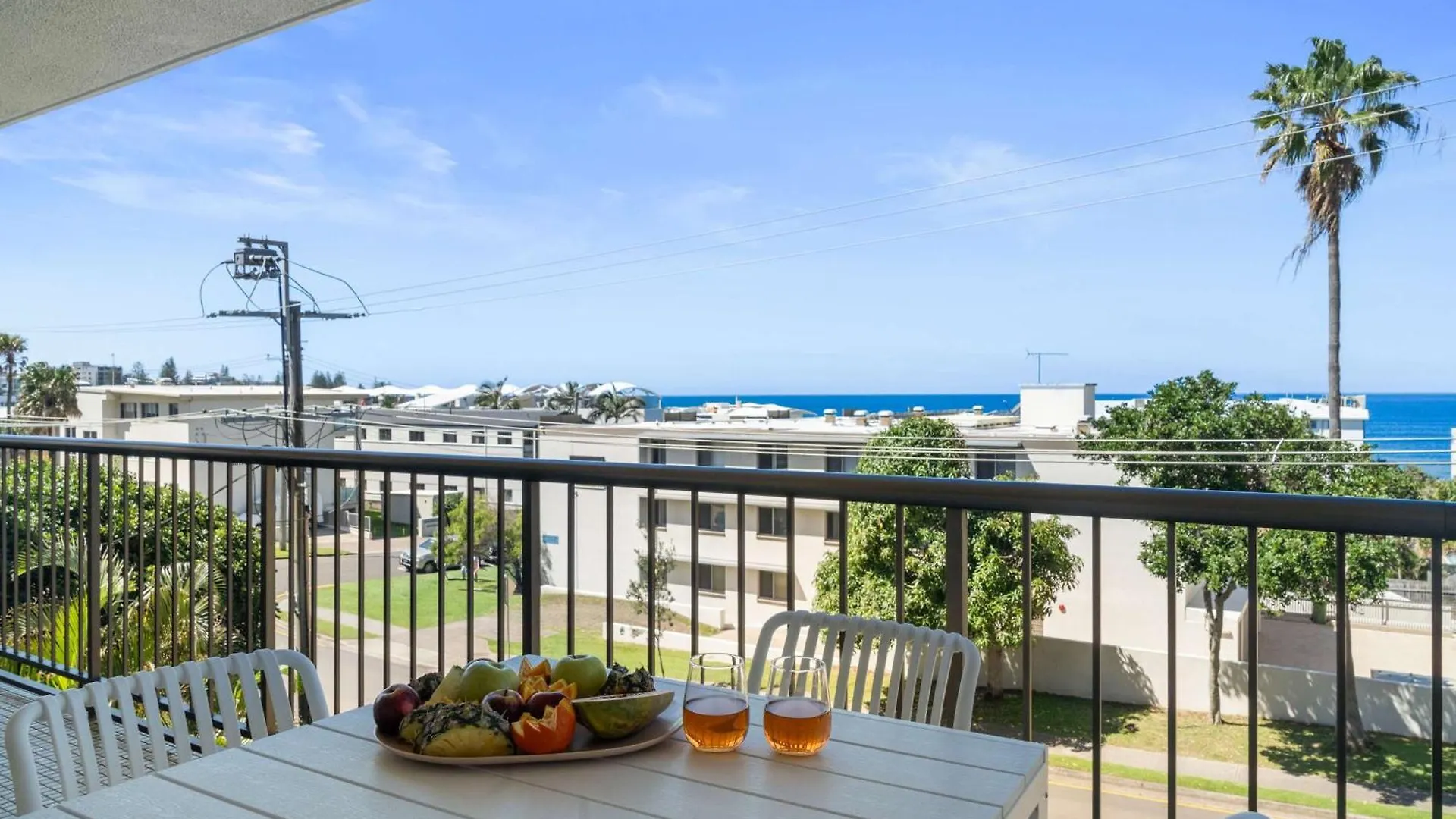 Oceanic Views At Kings Beach - 300M To The Beach Caloundra 0*,