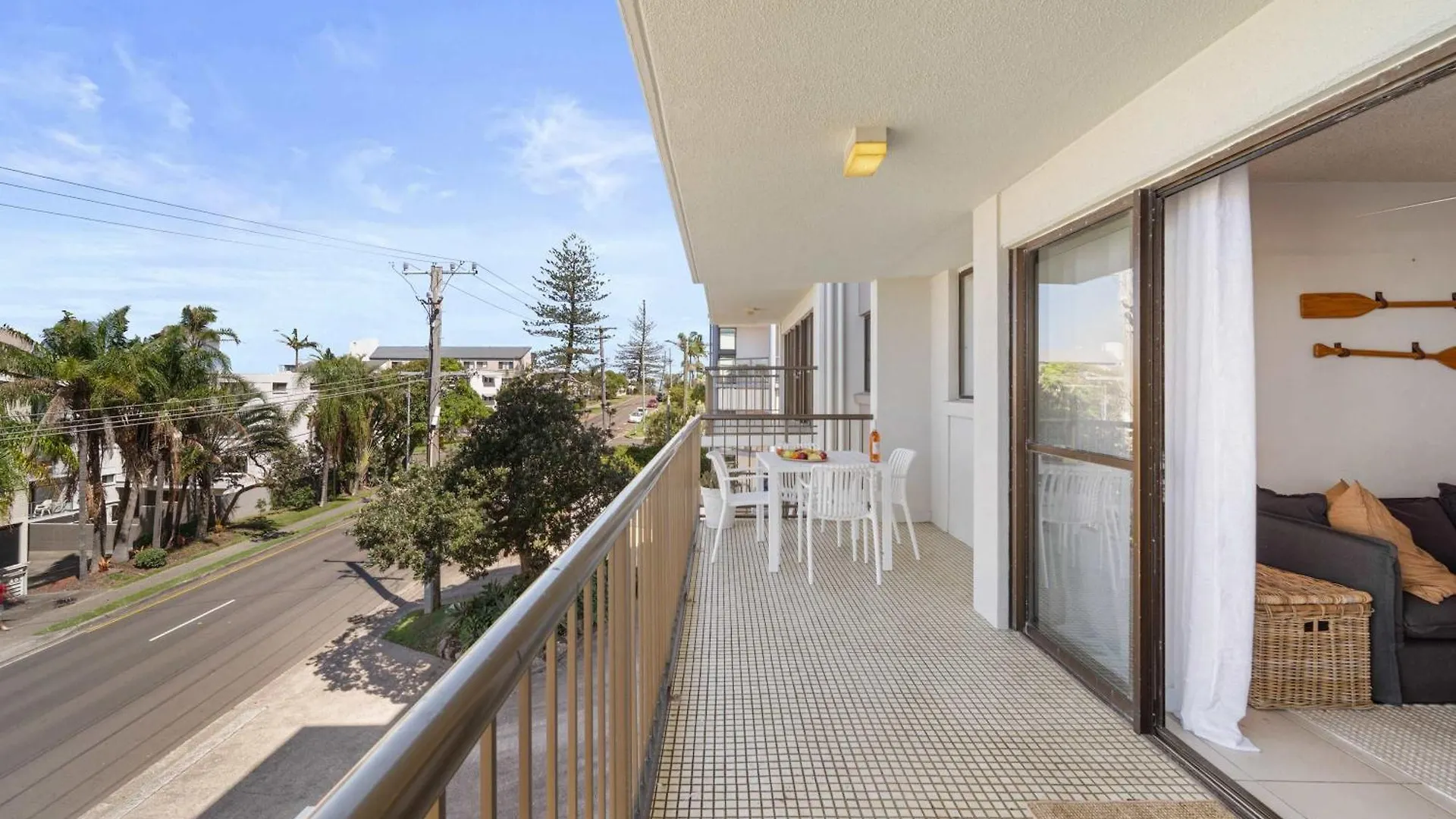 Apartment Oceanic Views At Kings Beach - 300M To The Beach Caloundra
