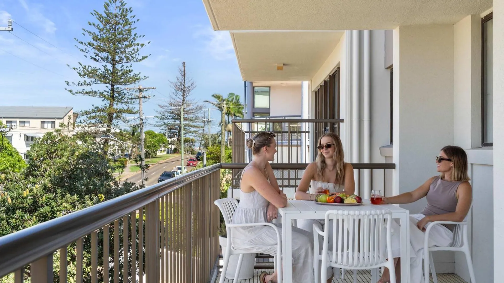 Oceanic Views At Kings Beach - 300M To The Beach Caloundra Appartement